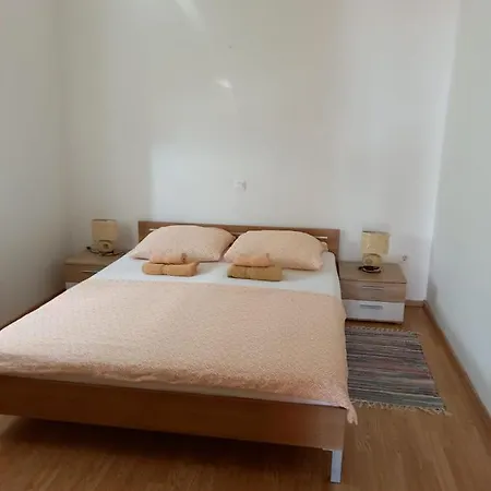 Afrodita * Crikvenica