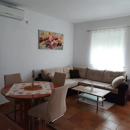Afrodita Apartman *