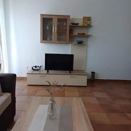 شقة Afrodita