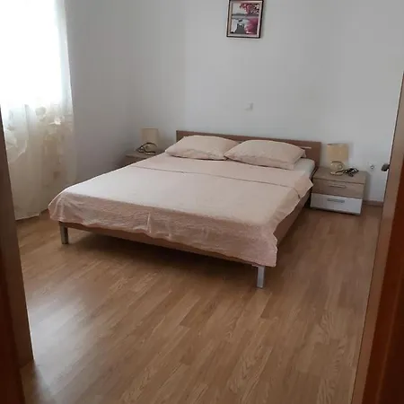 Afrodita Διαμέρισμα