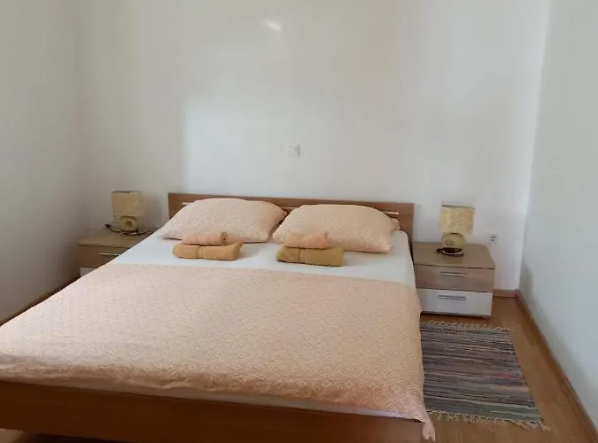 Afrodita * קריקווניצה